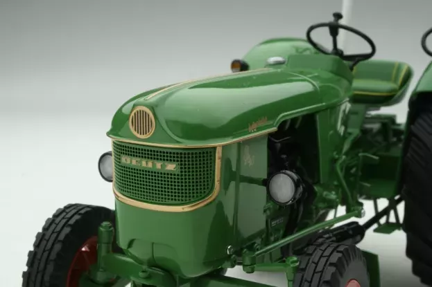 Schuco Deutz D40l Tractor 1963 1:18 00107